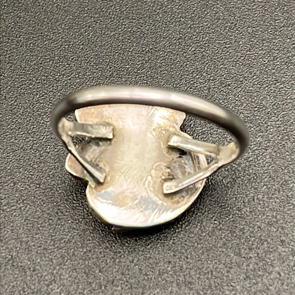 Native American Coral, Turquoise and Sterling Silver split shank ring size 5.5 - Picture 6 of 9